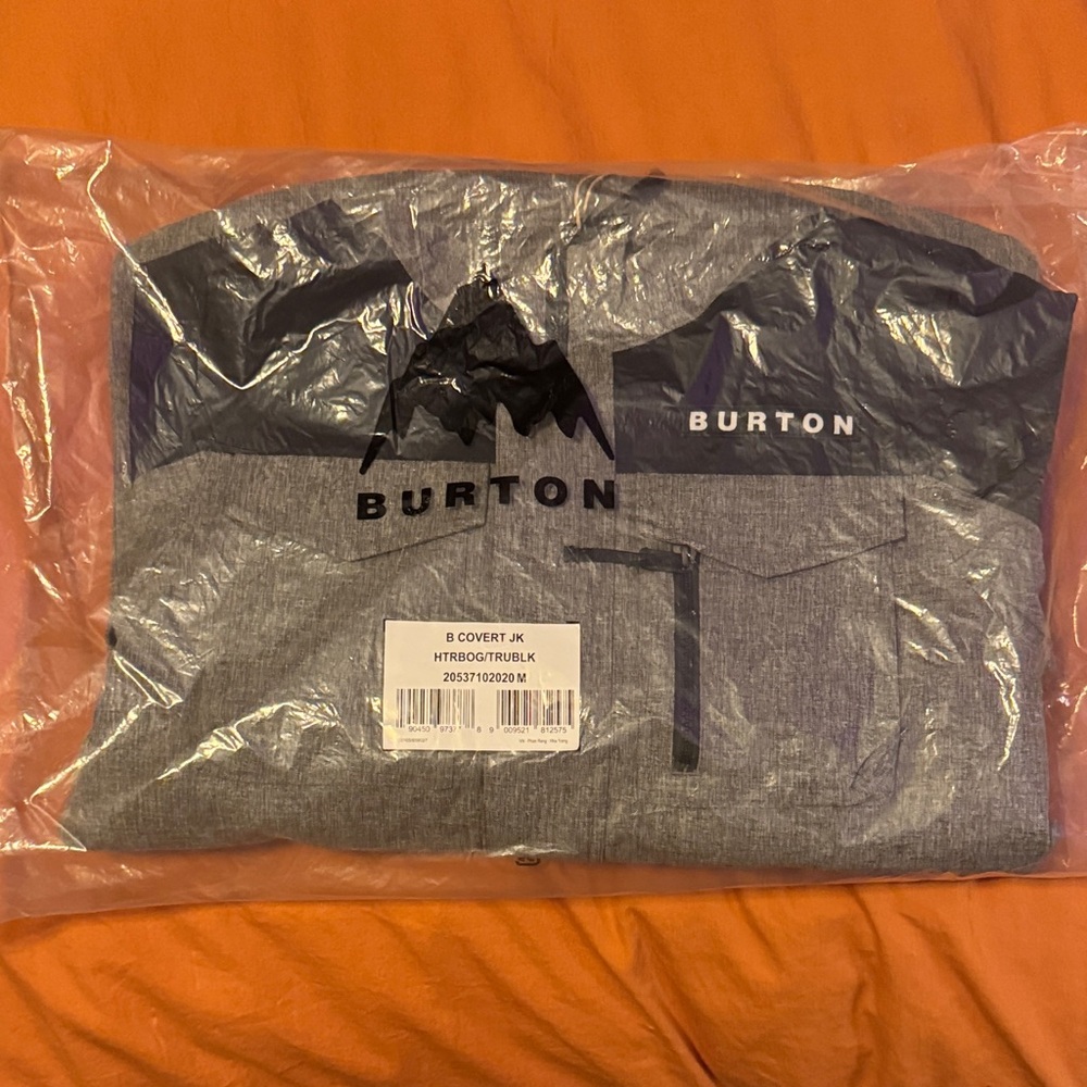 Burton Covert ski snowboard jacket youth Medium (10) NWT